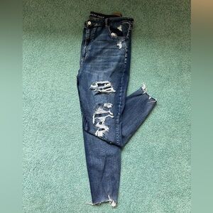 American eagle skinny jeans in great condition!